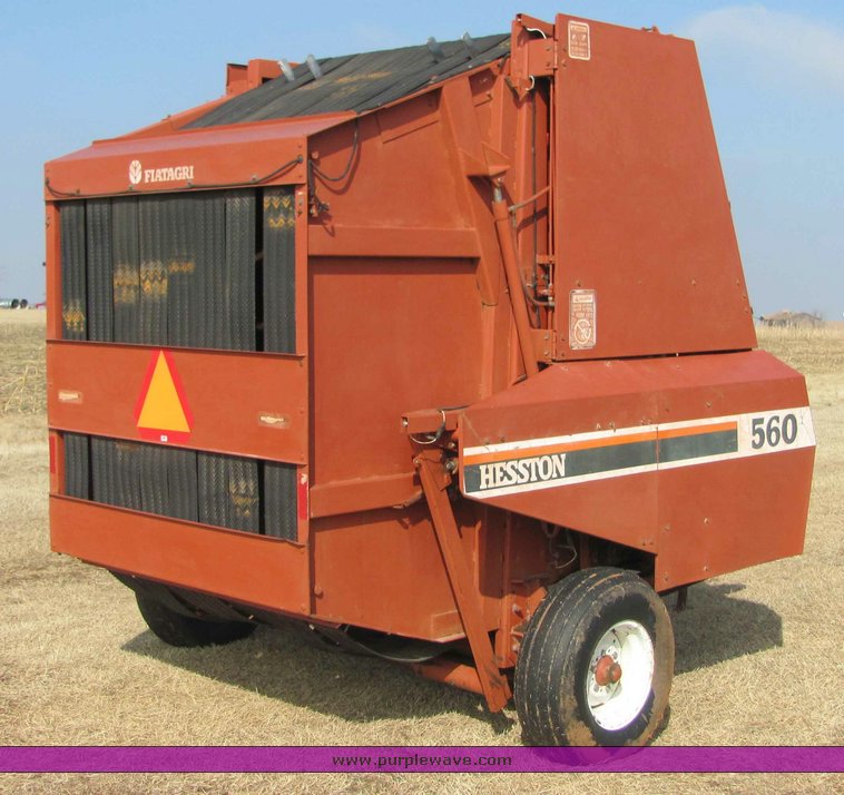 image for item 6710 Hesston 560 round baler