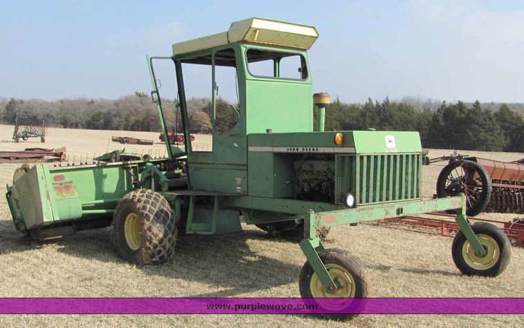 image for item 6712 John Deere 2250 swather