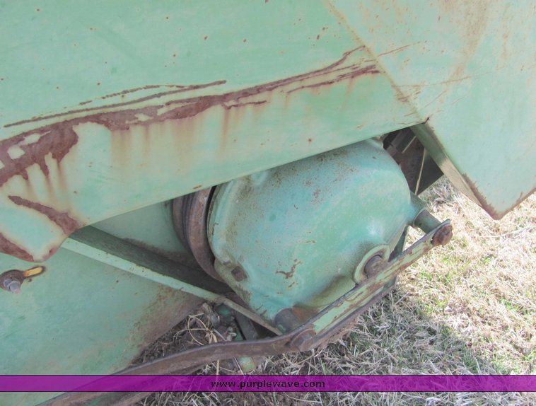 image for item 6712 John Deere 2250 swather