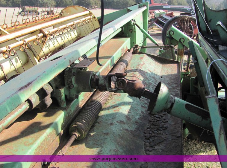 image for item 6712 John Deere 2250 swather