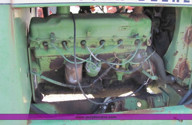 image for item 6712 John Deere 2250 swather