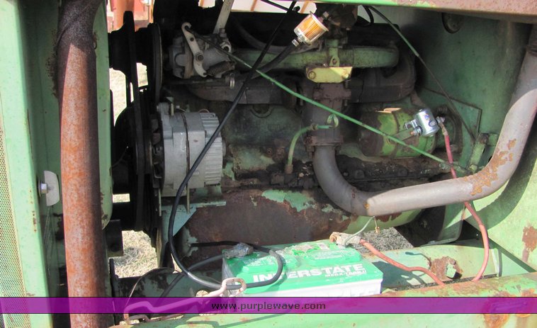 image for item 6712 John Deere 2250 swather