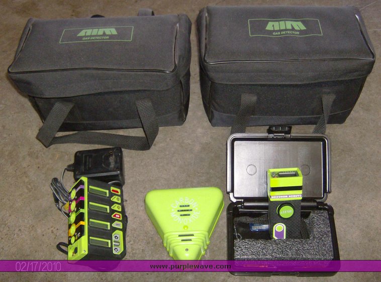 image for item 2002 Aim multi-gas detection kit