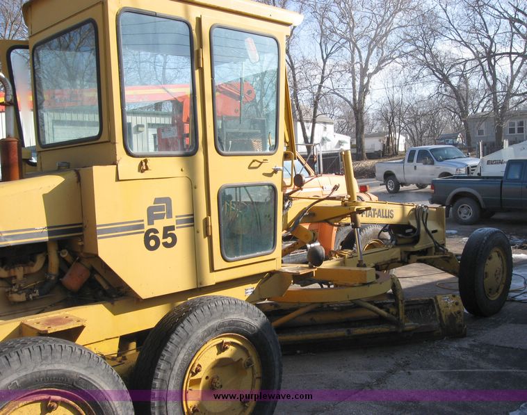 image for item 2060 1973 Fiat-Allis 65 motor grader