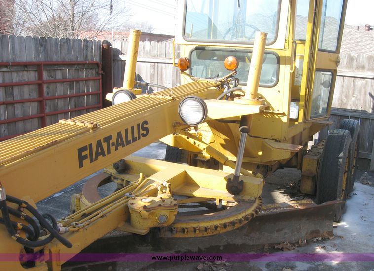 image for item 2060 1973 Fiat-Allis 65 motor grader