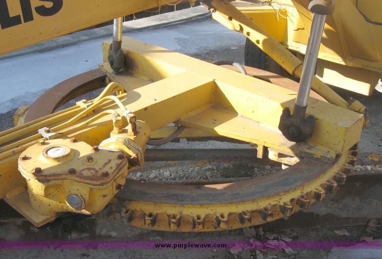 image for item 2060 1973 Fiat-Allis 65 motor grader