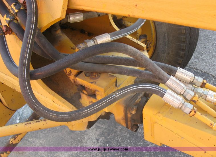 image for item 2060 1973 Fiat-Allis 65 motor grader