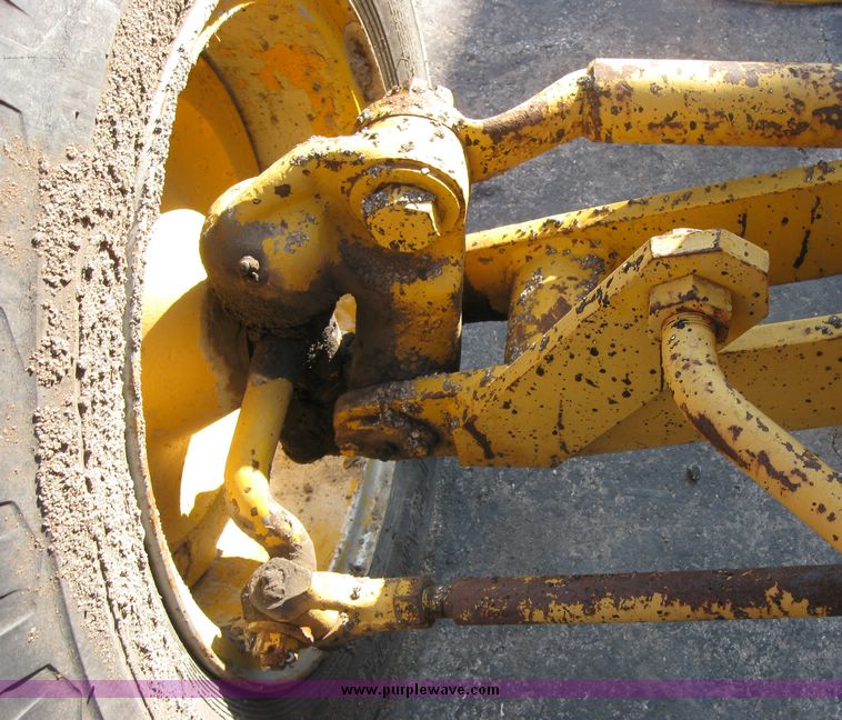 image for item 2060 1973 Fiat-Allis 65 motor grader