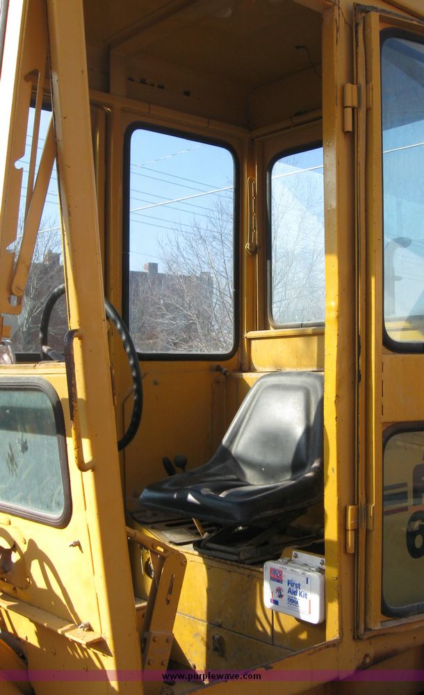 image for item 2060 1973 Fiat-Allis 65 motor grader