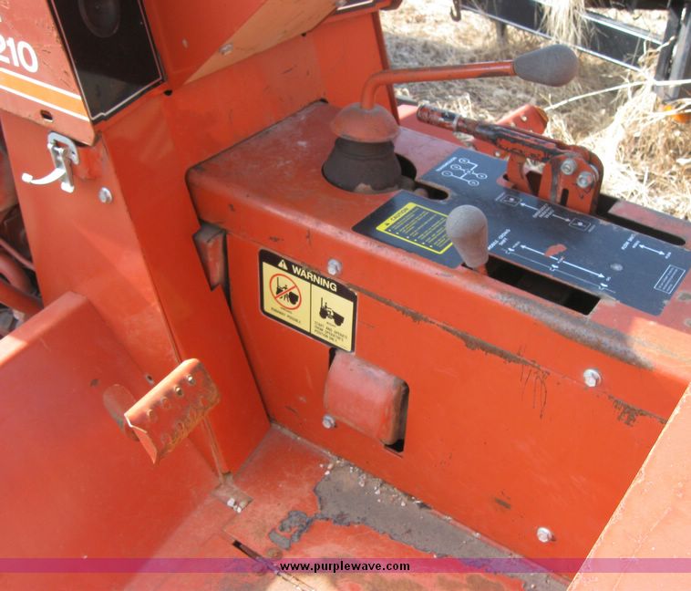 image for item 2062 Ditch Witch 3210 trencher