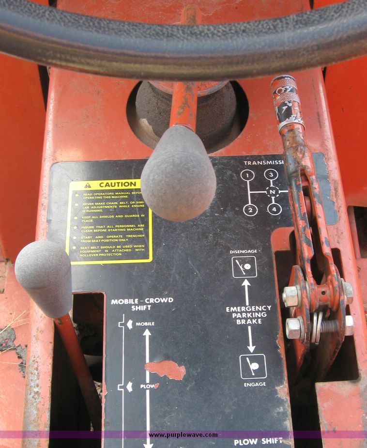 image for item 2062 Ditch Witch 3210 trencher