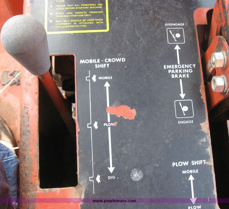 image for item 2062 Ditch Witch 3210 trencher