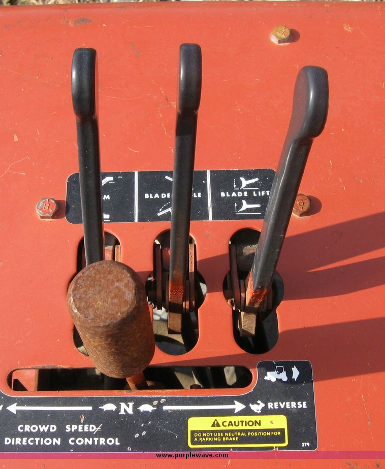 image for item 2062 Ditch Witch 3210 trencher