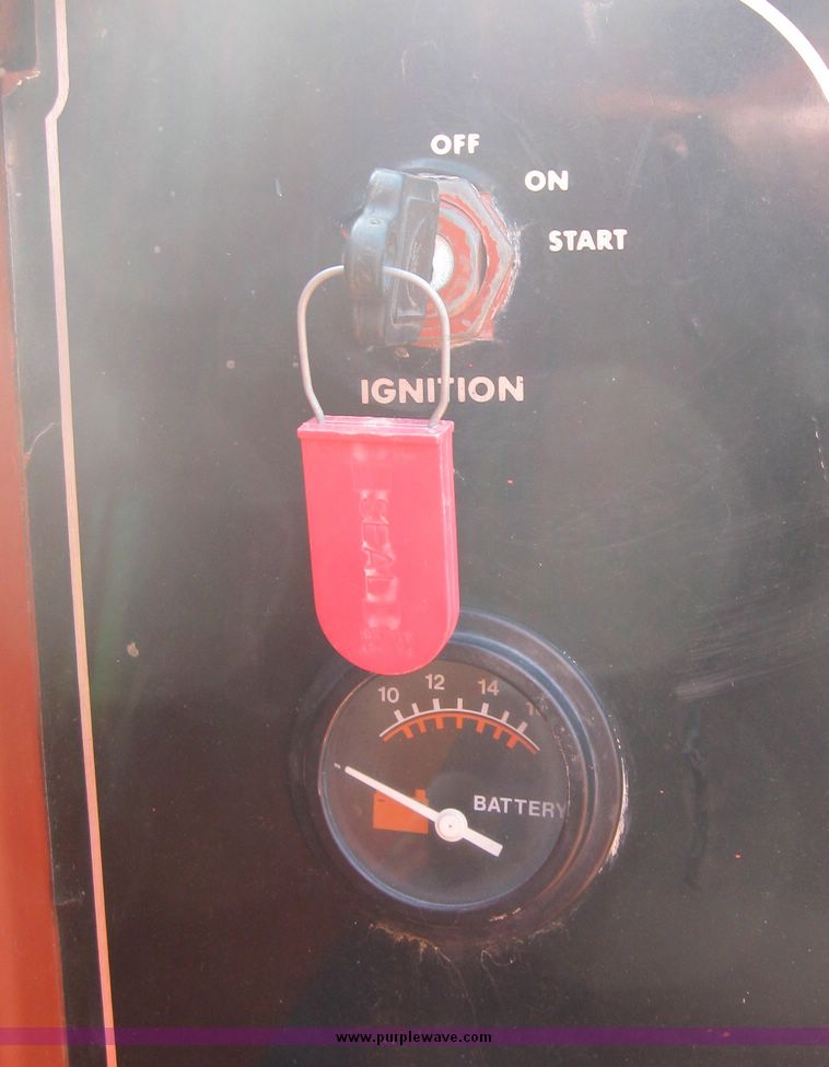 image for item 2062 Ditch Witch 3210 trencher