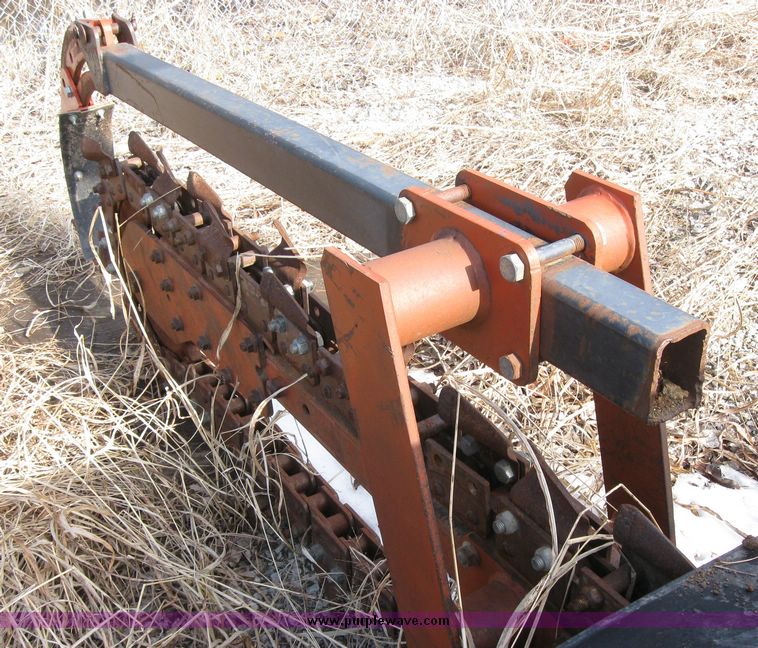 image for item 2062 Ditch Witch 3210 trencher