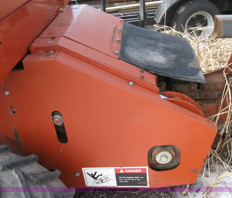 image for item 2062 Ditch Witch 3210 trencher