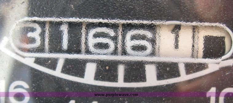 image for item 2063 Ford 3000 tractor