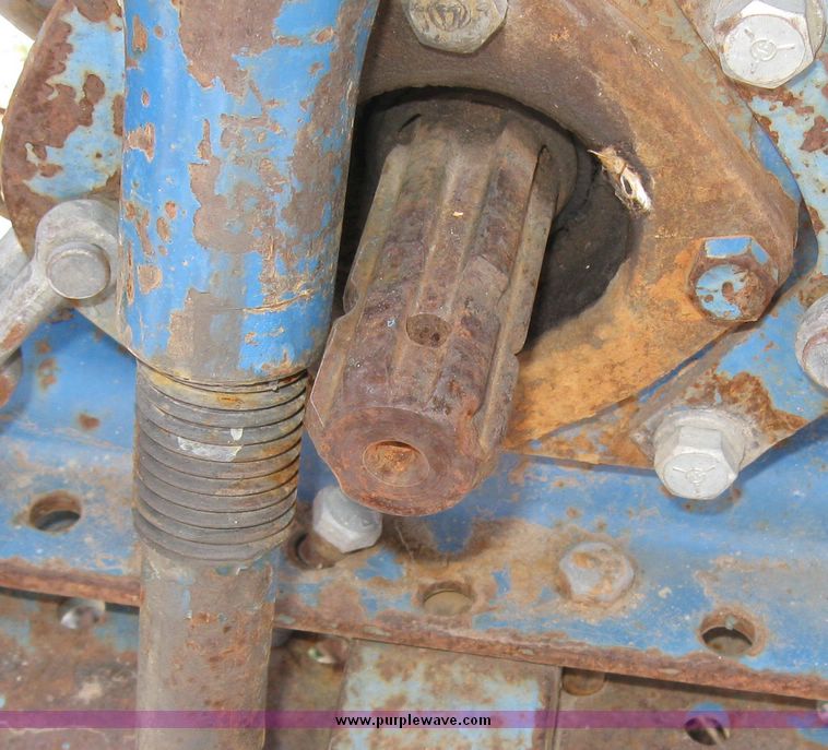 image for item 2063 Ford 3000 tractor