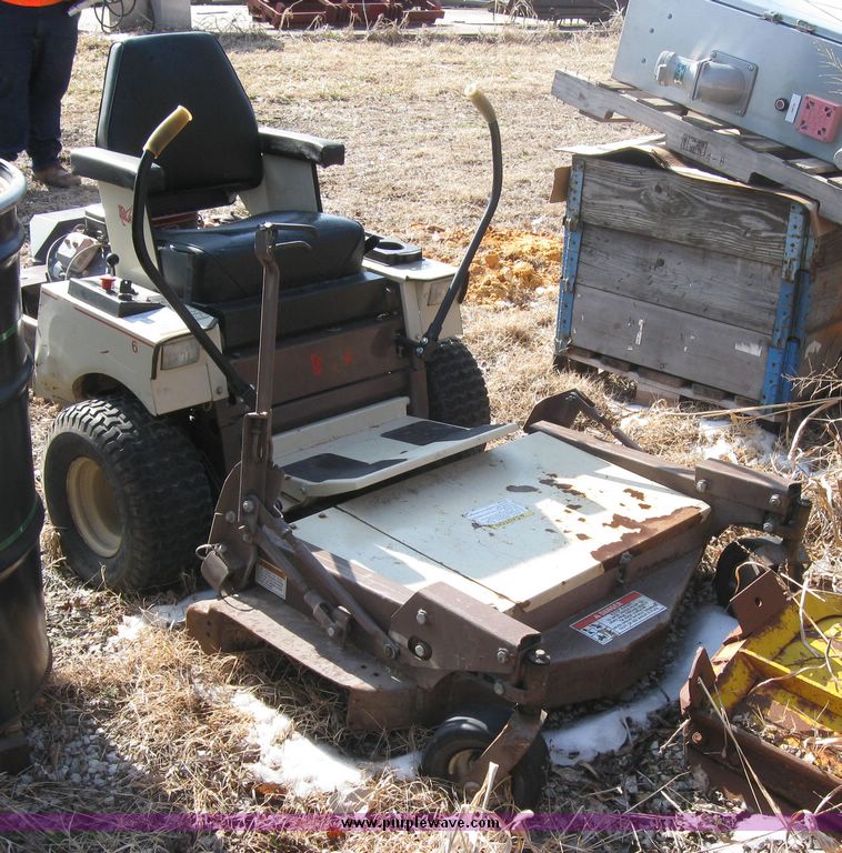 image for item 2064 Grasshopper 616 zero turn riding lawn mower