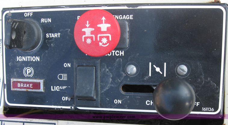 image for item 2064 Grasshopper 616 zero turn riding lawn mower