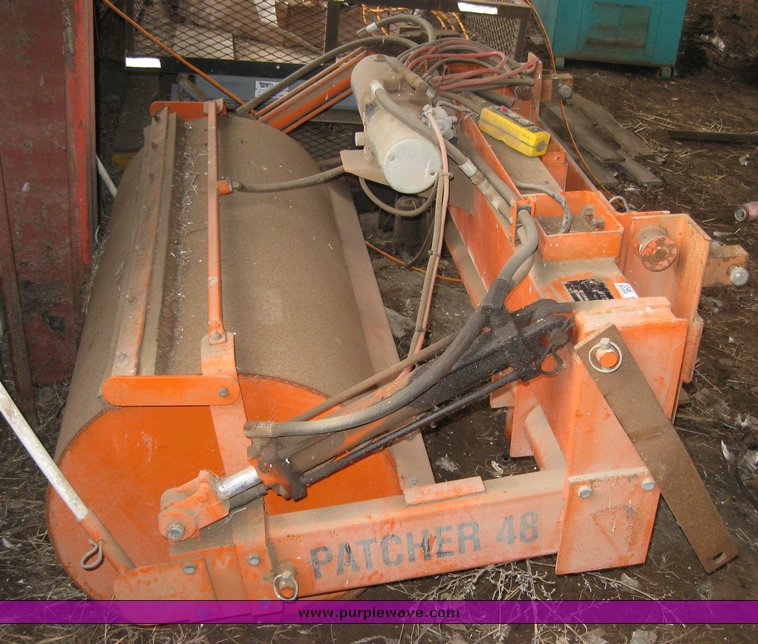 image for item 3346 HTC International truck mounted roller