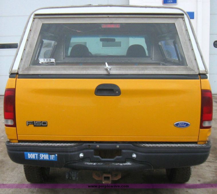 image for item 3350 1997 Ford F-150 pickup