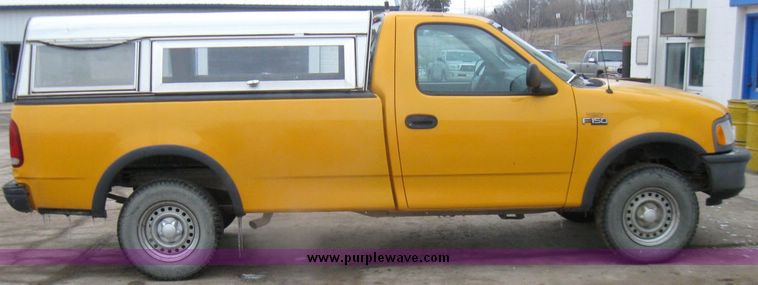 image for item 3350 1997 Ford F-150 pickup