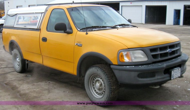 image for item 3350 1997 Ford F-150 pickup