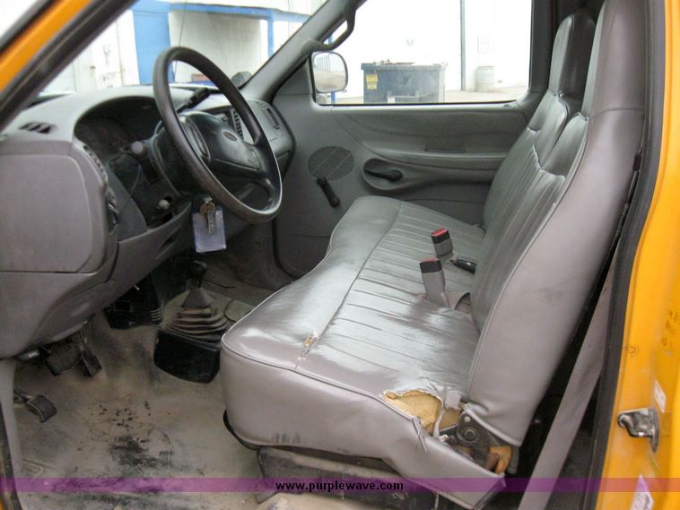 image for item 3350 1997 Ford F-150 pickup