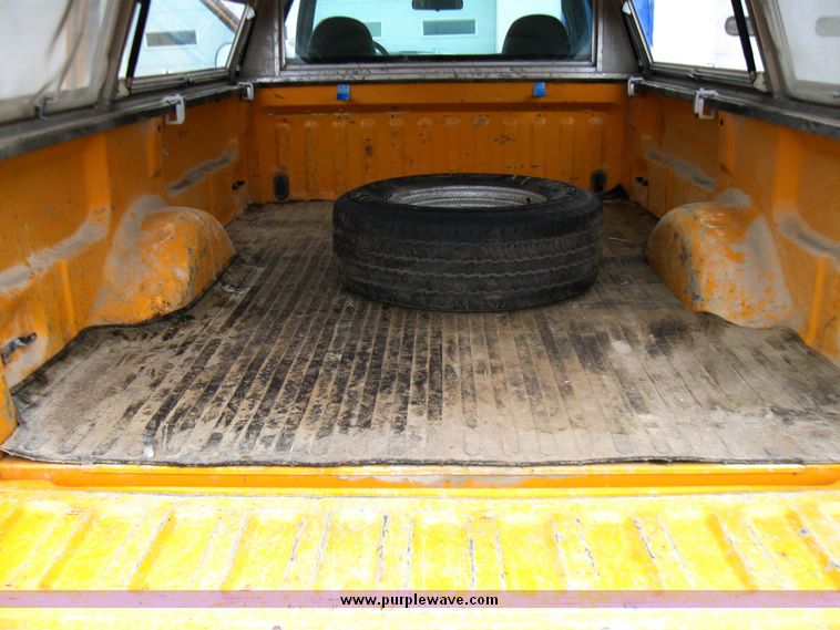 image for item 3350 1997 Ford F-150 pickup