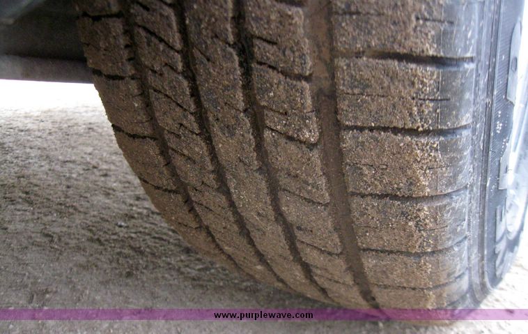 image for item 3353 2005 Ford Crown Victoria Police Interceptor