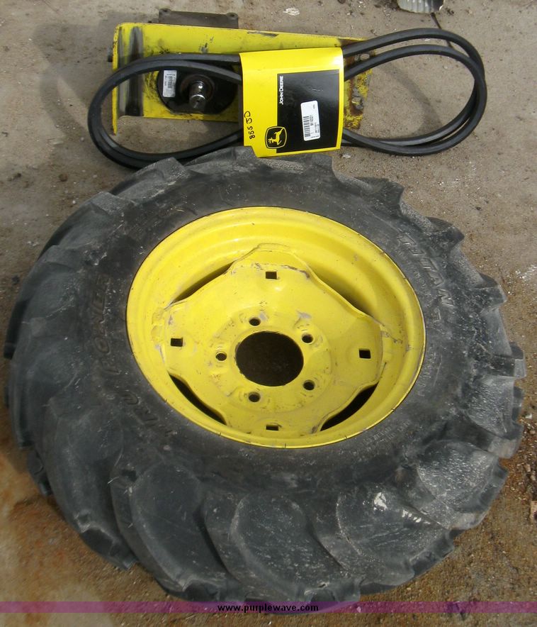 image for item 3355 1994 John Deere 855 MFWD utility tractor with belly mount mower