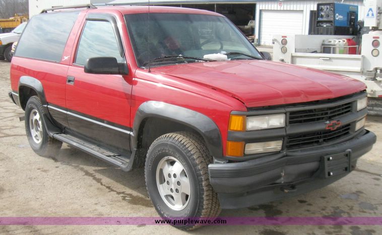 image for item 3356 1996 Chevrolet Tahoe