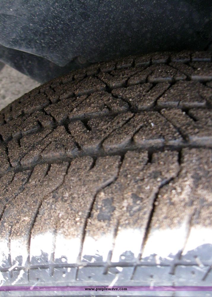 image for item 3357 2004 Ford Crown Victoria Police Interceptor