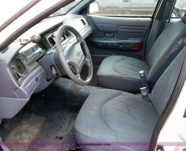 image for item 3358 1997 Ford Crown Victoria Police Interceptor
