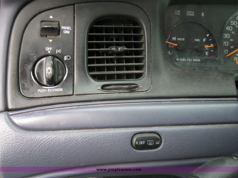 image for item 3358 1997 Ford Crown Victoria Police Interceptor