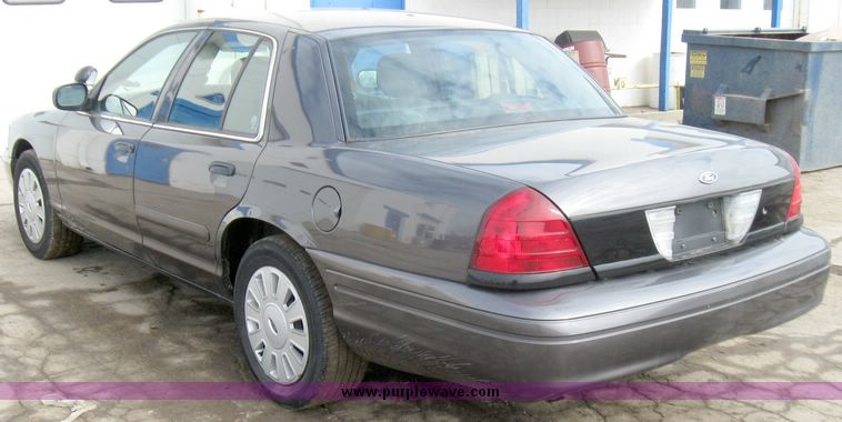 image for item 3359 2007 Ford Crown Victoria Police Interceptor