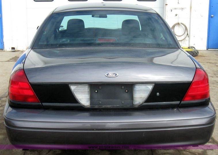 image for item 3359 2007 Ford Crown Victoria Police Interceptor