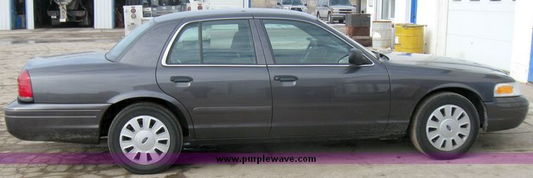 image for item 3359 2007 Ford Crown Victoria Police Interceptor