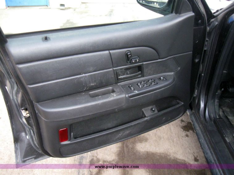 image for item 3359 2007 Ford Crown Victoria Police Interceptor