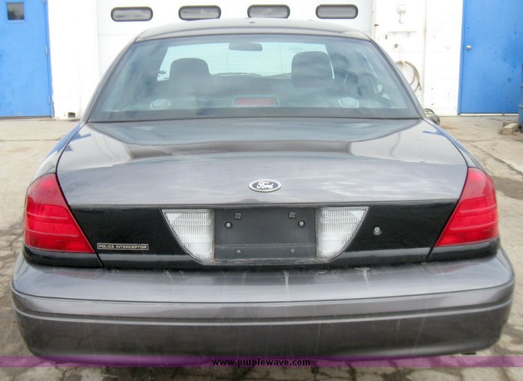 image for item 3361 2007 Ford Crown Victoria Police Interceptor