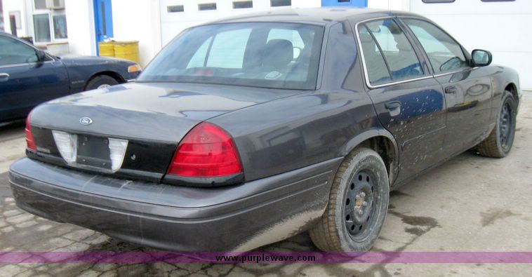 image for item 3361 2007 Ford Crown Victoria Police Interceptor