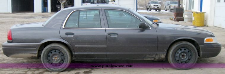 image for item 3361 2007 Ford Crown Victoria Police Interceptor