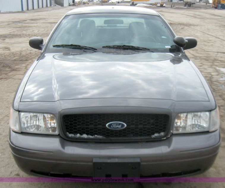 image for item 3361 2007 Ford Crown Victoria Police Interceptor