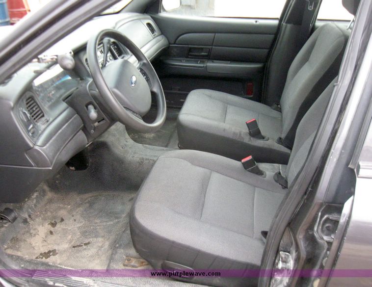 image for item 3361 2007 Ford Crown Victoria Police Interceptor
