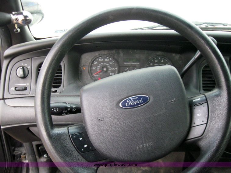 image for item 3361 2007 Ford Crown Victoria Police Interceptor