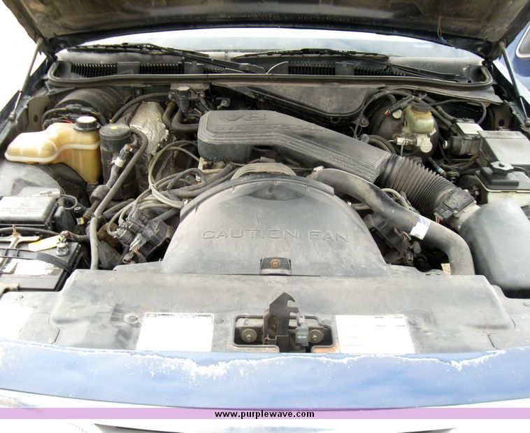 image for item 3362 1995 Ford Crown Victoria Police Interceptor