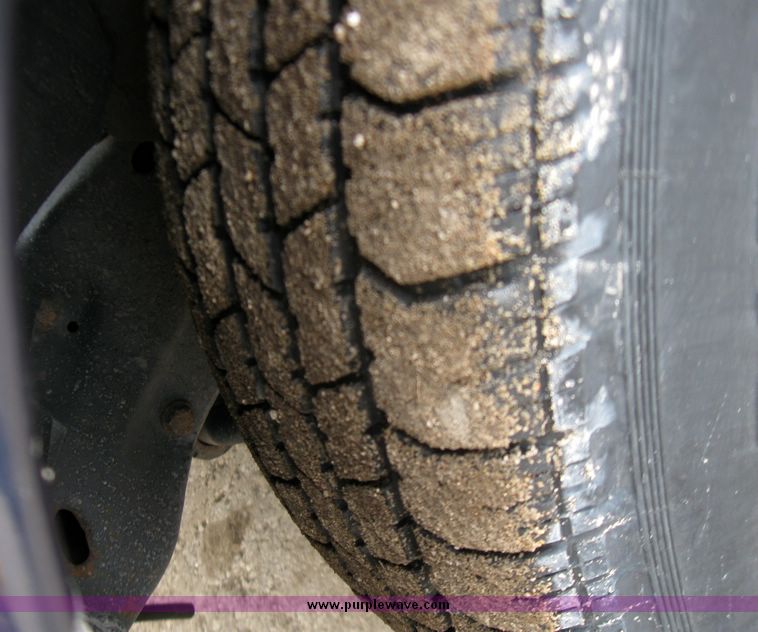 image for item 3362 1995 Ford Crown Victoria Police Interceptor