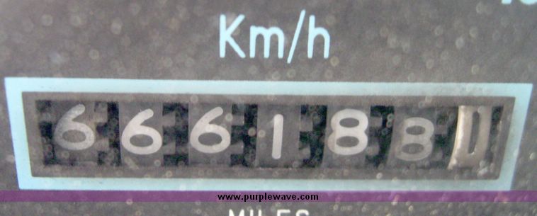 image for item 3367 1992 International Series 9300 semi