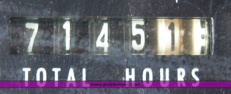 image for item 3369 1977 Ford F-600 truck